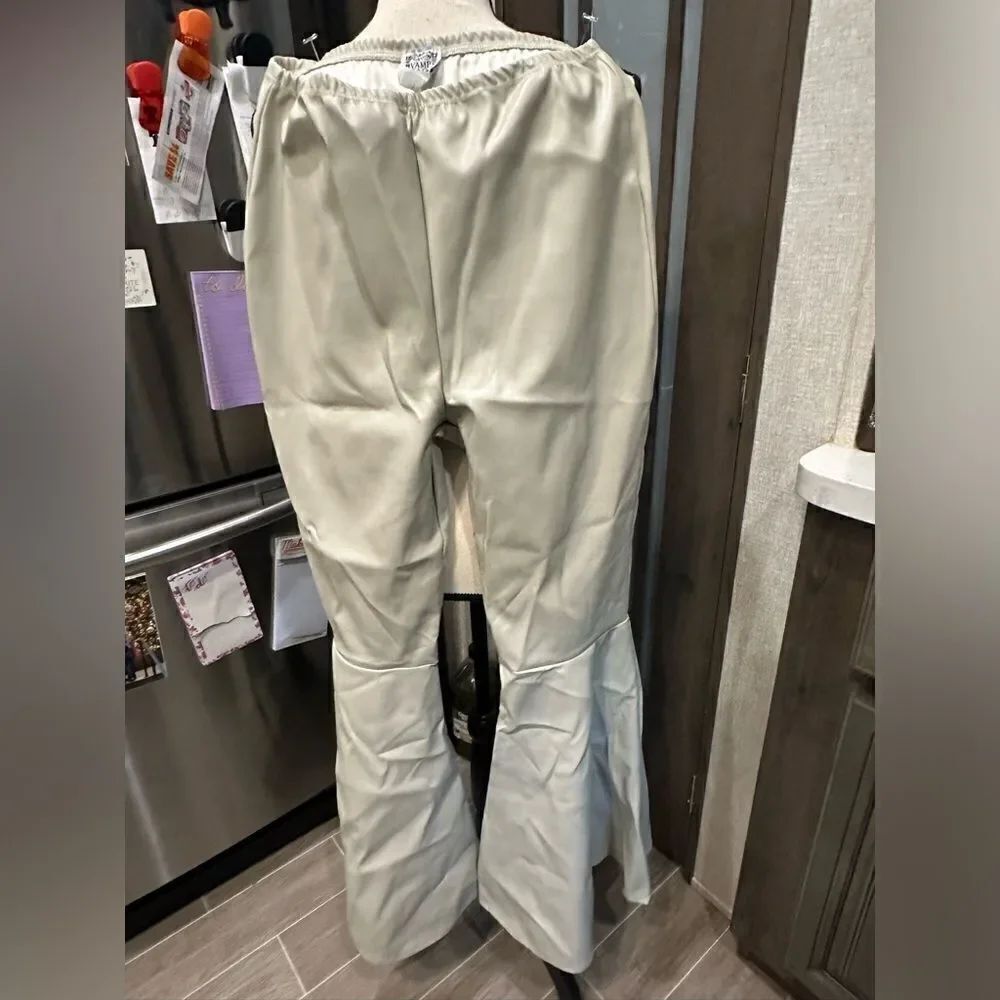 Vamp pleather bell bottom pants
